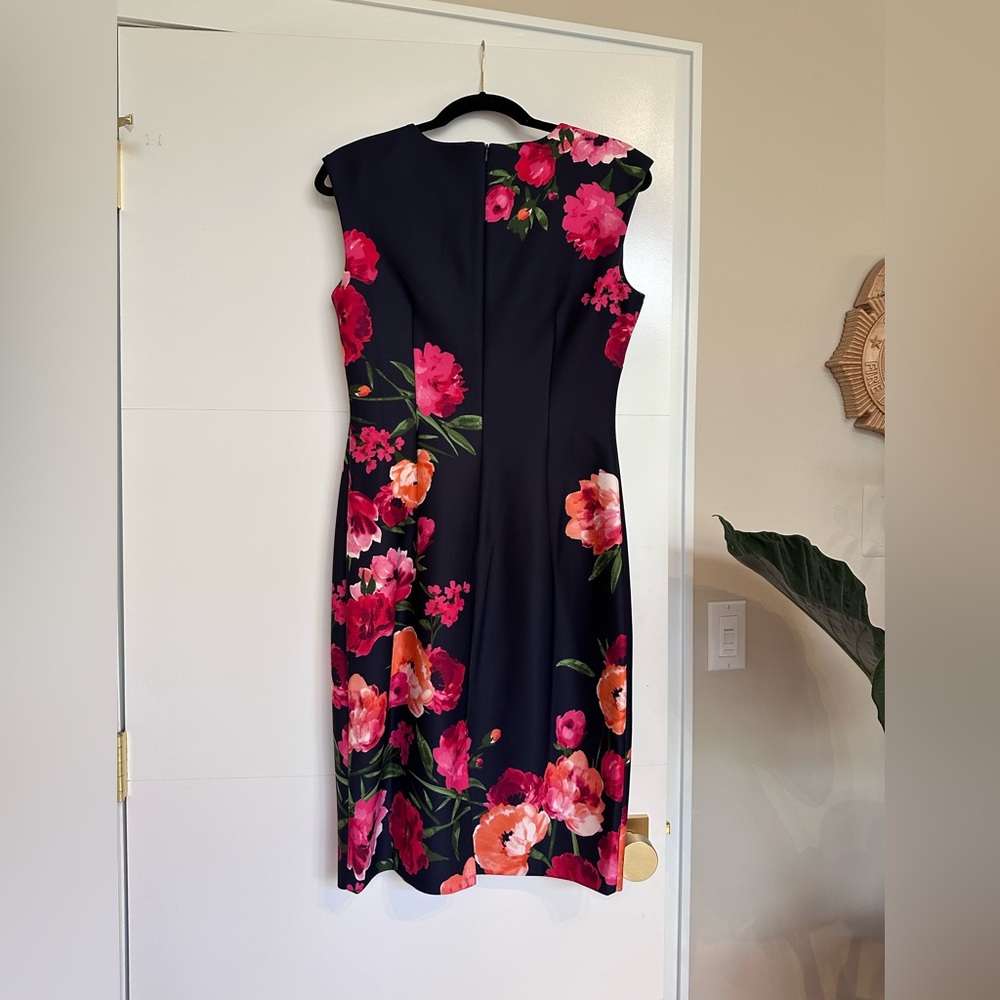 Vince Camuto sleeveless midi dress